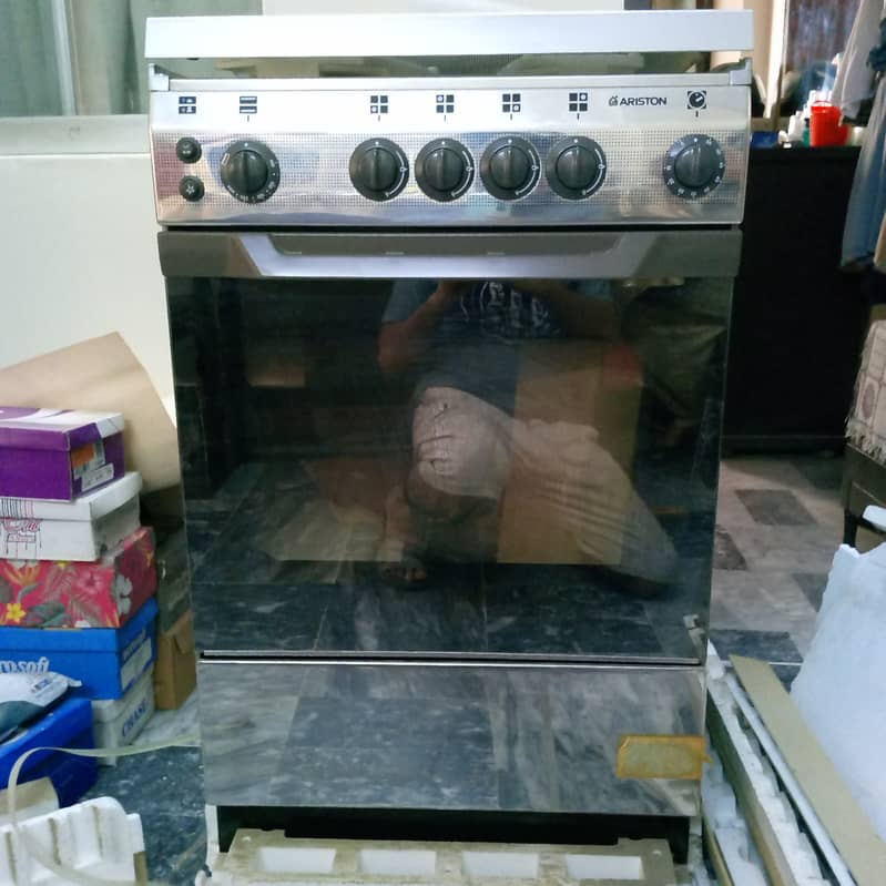 Ariston Cooker Oven (Brand New) 7