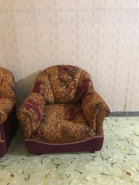 5 seater Sofa Set Urgent sale 3