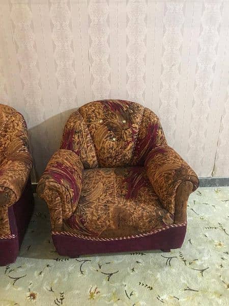 5 seater Sofa Set Urgent sale 5