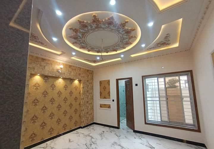 10 Marla Brand New luxurious Upper Portion Is Available For rent In Rafi Block Bahria Town Lahore 3