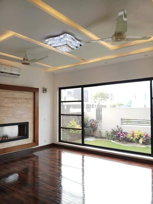 1 Kanal Most Elegant Slightly Used Modern Design Bungalow For RENT At Prime Location In DHA Phase 6 4