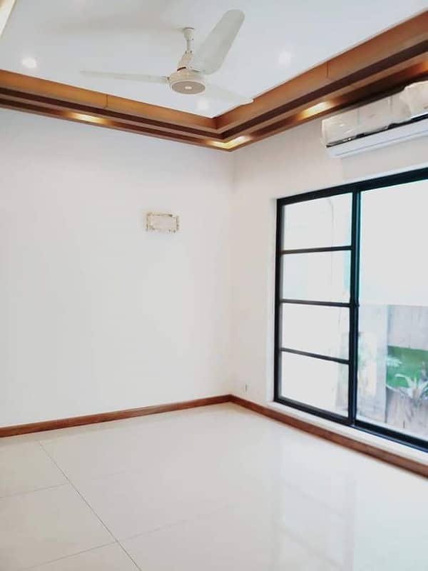 1 Kanal Most Elegant Slightly Used Modern Design Bungalow For RENT At Prime Location In DHA Phase 6 12