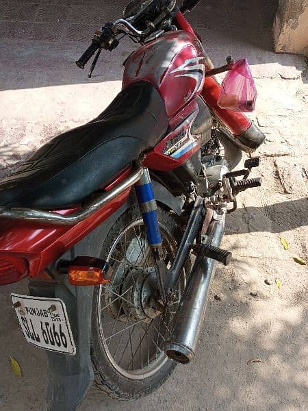 Yamaha junoon 2013 model 6