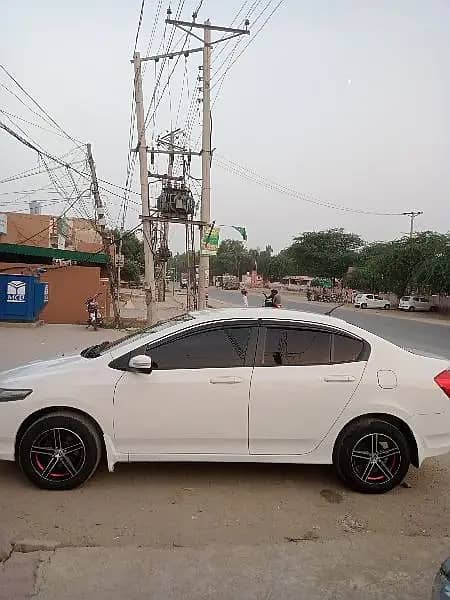 Honda City IDSI 2014 1.3 Manual 3