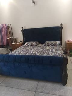 King size Modern Bed with mattress Forsale in Islamabad