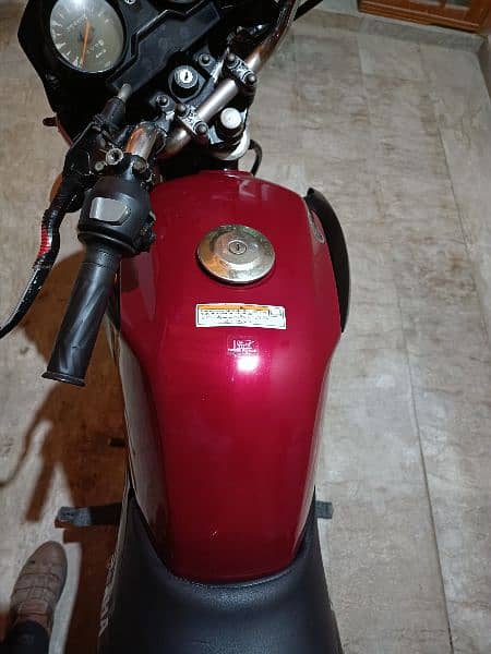 Yamaha YBR like new 5