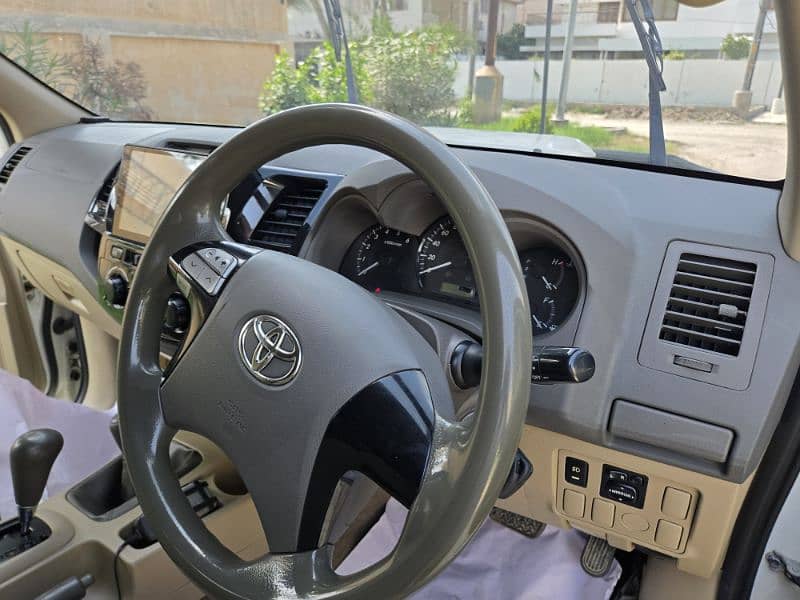 Toyota Hilux 2013 Vigo G 17