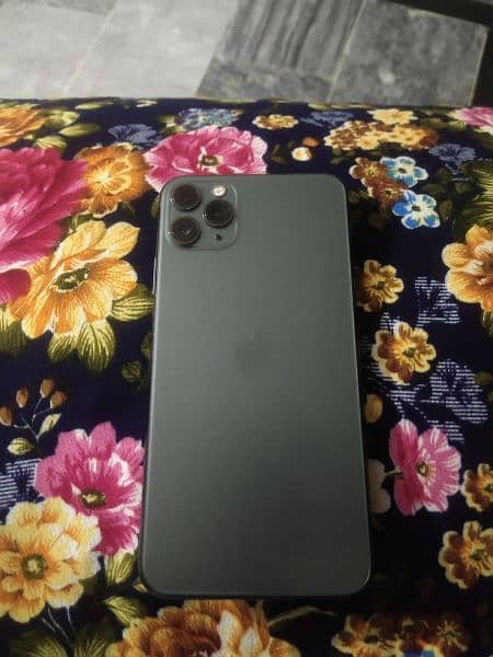 11 pro max 256GB mint condition 1