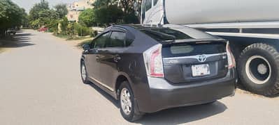 Toyota Prius, G ,2010,2017 reg, isb number