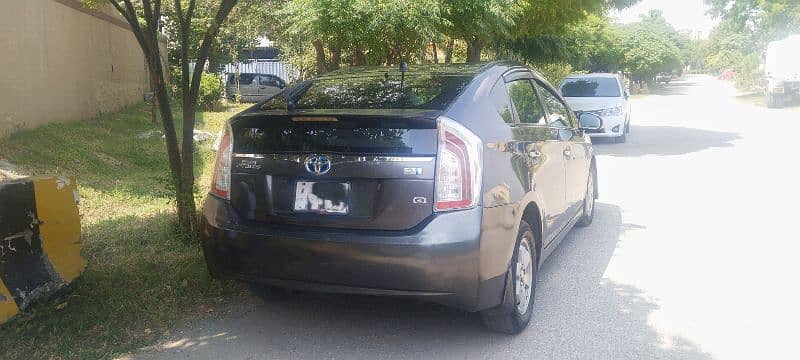 Toyota Prius 2010,2017 reg, isb number 12