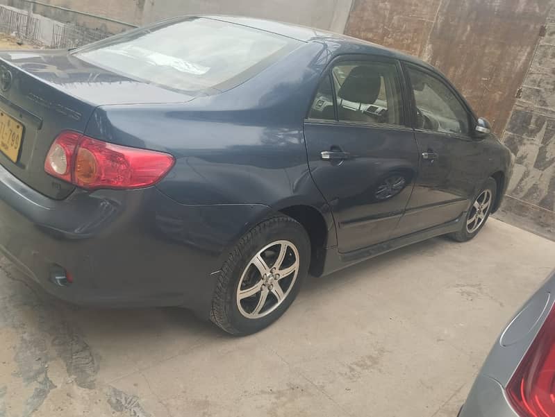 Toyota Corolla Altis 2010 1800cc ( home use car in good condition ) 2