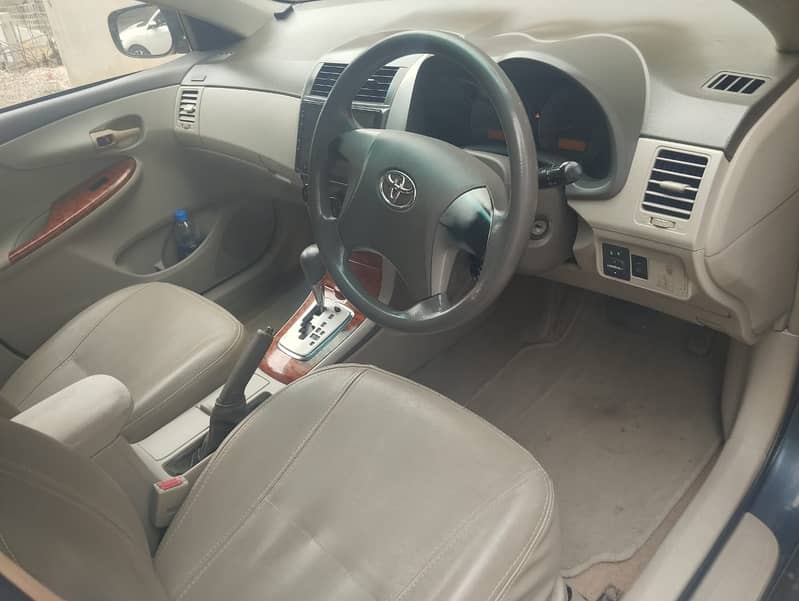 Toyota Corolla Altis 2010 1800cc ( home use car in good condition ) 6