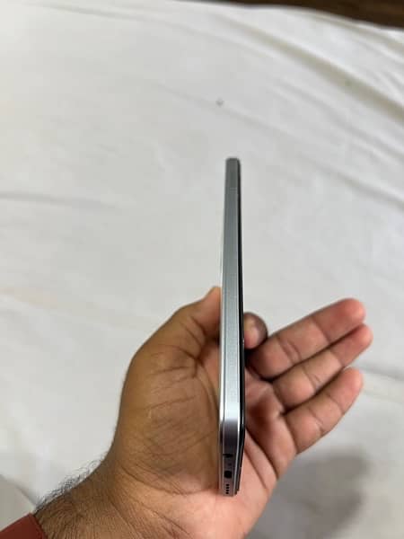 Infinix note 12 8/128 2