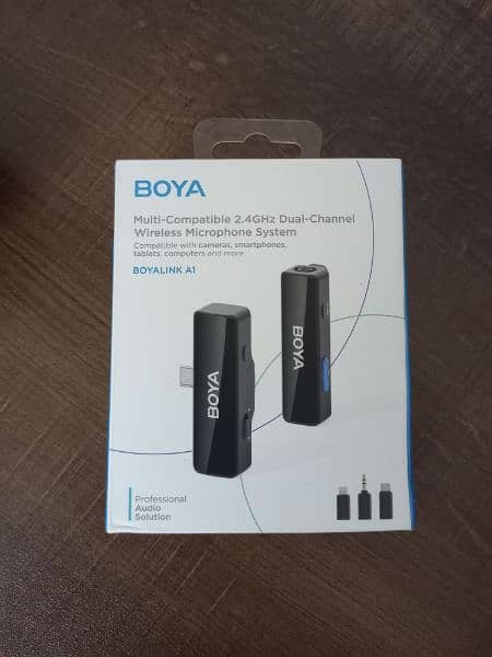 boya wireless microphone for vlogging YouTube podcast streaming 3