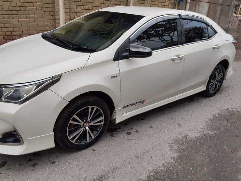 Toyota Corolla GLI 2018 0