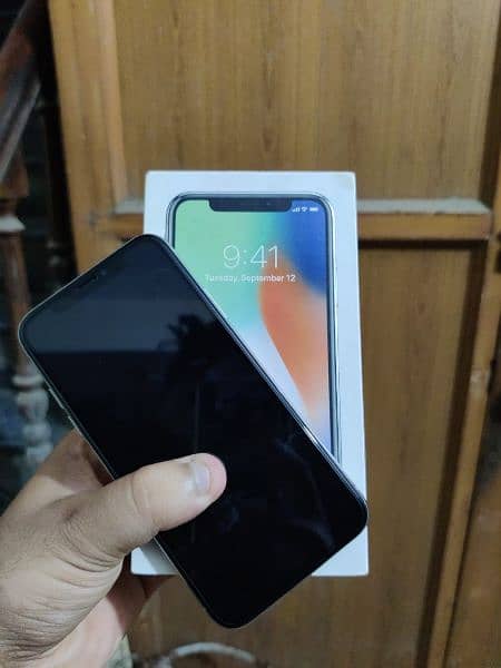 Apple Iphone X Pta Approved With Box Charger 1