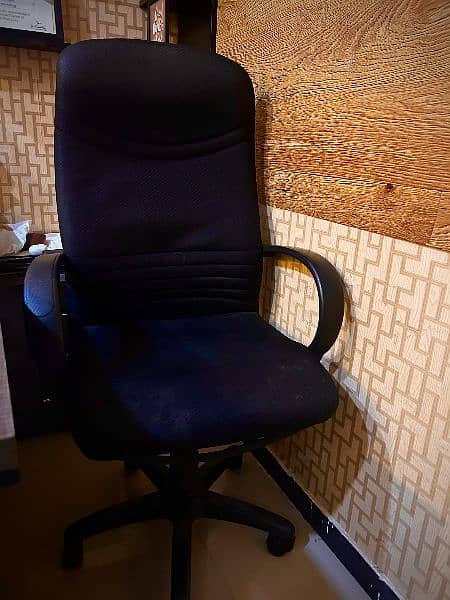 Office Chair for Sale used like new 1