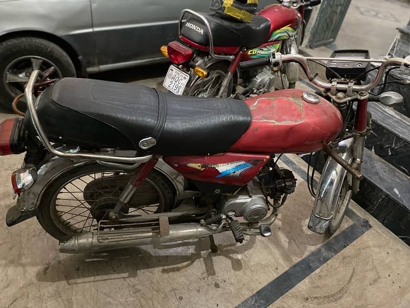 Honda cd 70 2009 Model. Read add completely 2