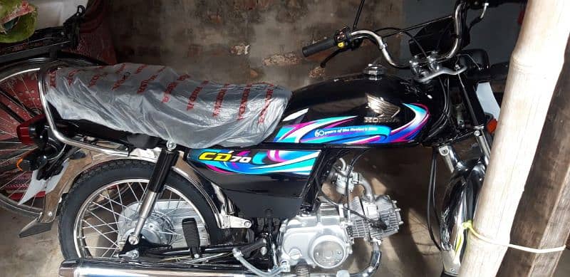 Honda CD 70 Full New Bike 0