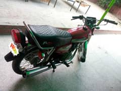 Honda 125 16 model urgent sale condition 10/10 0/328/4379/701 0