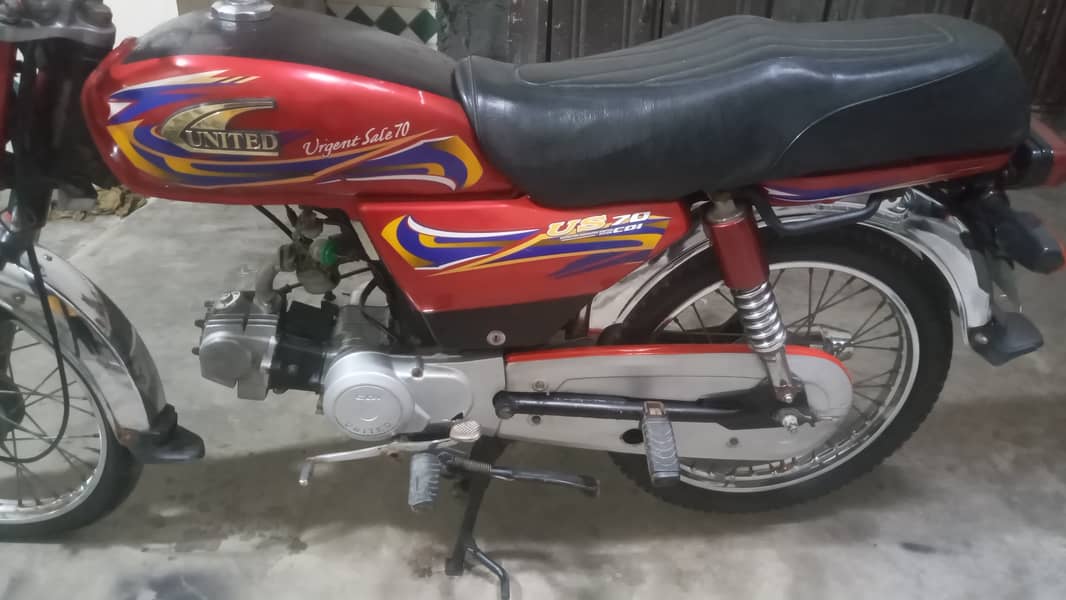 United motor baik 2021 wala striker dacomant original 2