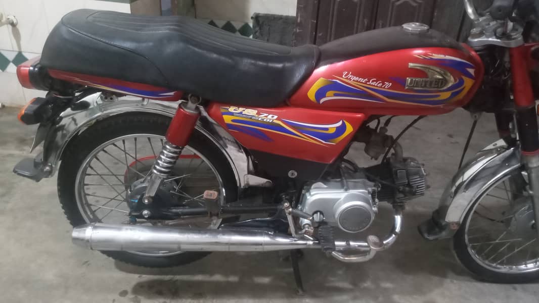 United motor baik 2021 wala striker dacomant original 10