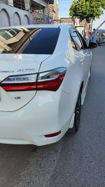 Toyota Corolla Altis 2019 8