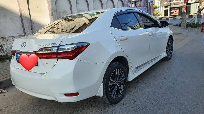 Toyota Corolla Altis 2019 10