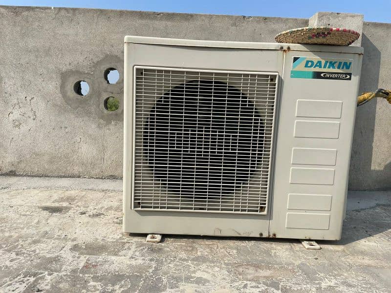 Daikin 2-Ton Inverter 5