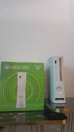 Xbox 360 with 81 games with one controller 0