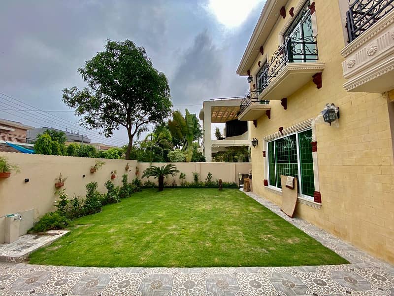 1 Kanal Slightly Used Unique Spanish Design House For Sale At Prime Location In DHA PHASE 5Lahore 1