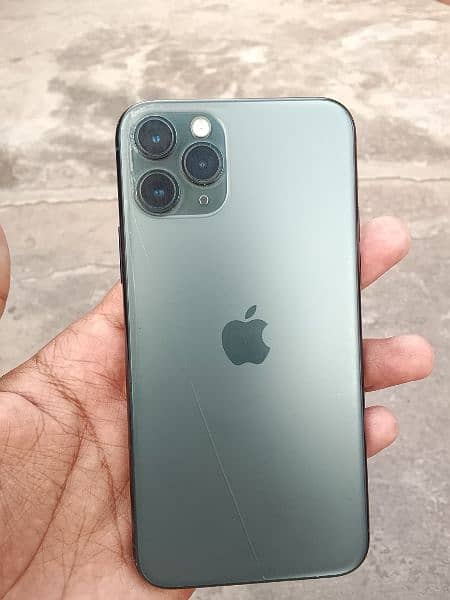 iphone 11 pro 4