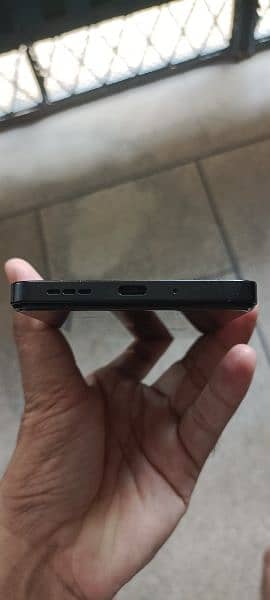 Redmi 13C 10/10 slightly used 3