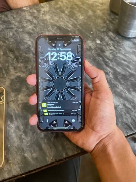 iPhone XR 0