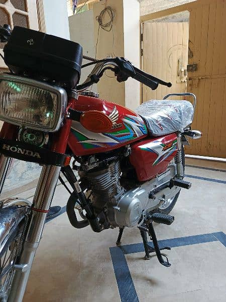 Honda 125  23 model for sale 4