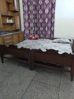 double bed with Metress + dressing TabLe