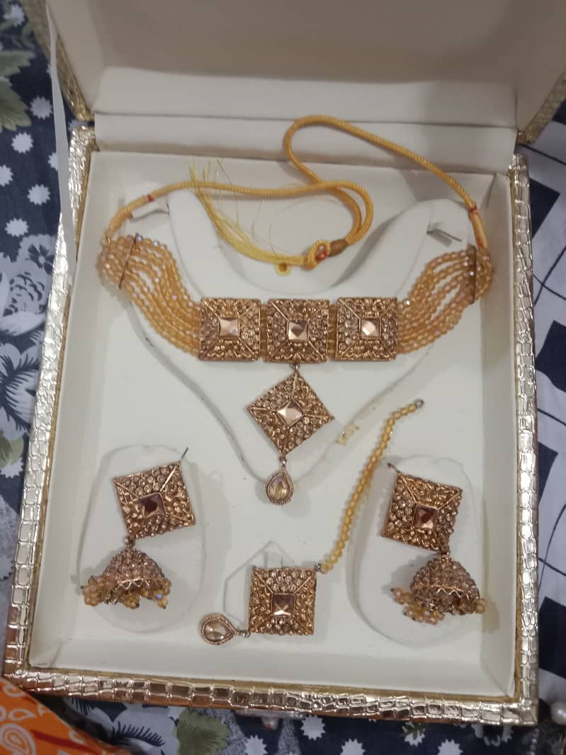 Jewellery set 2