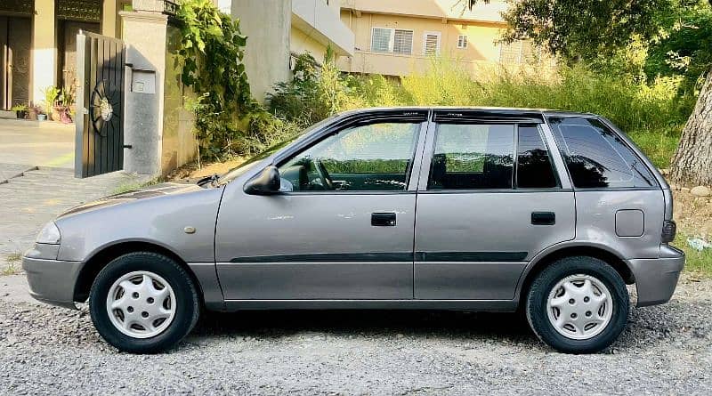 Suzuki Cultus VXR 2015 3