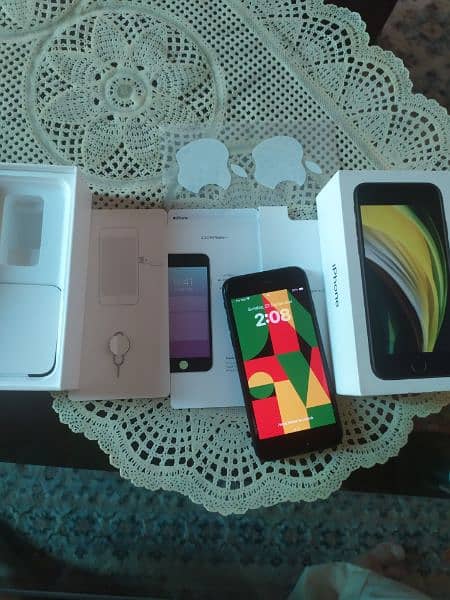 iPhone SE 2nd generation 128 GB with box PTA APPROVED 2