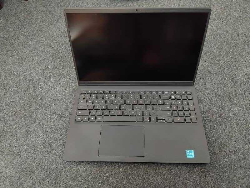 Dell Vostro 3520 3