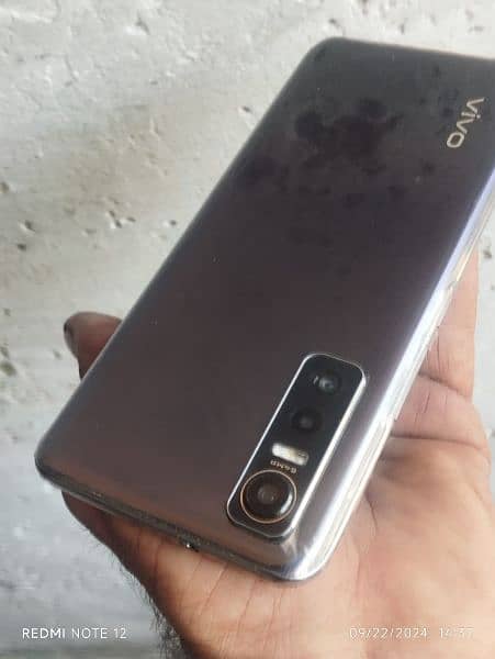 vivo y73
s 8gb 256 5