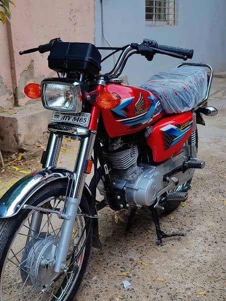 Honda CG 125 2024 5