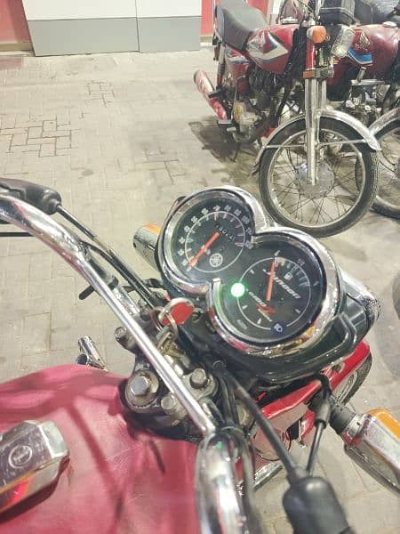 YAMAHA JUNOON FOR SALE IN MINT CONDITION 3