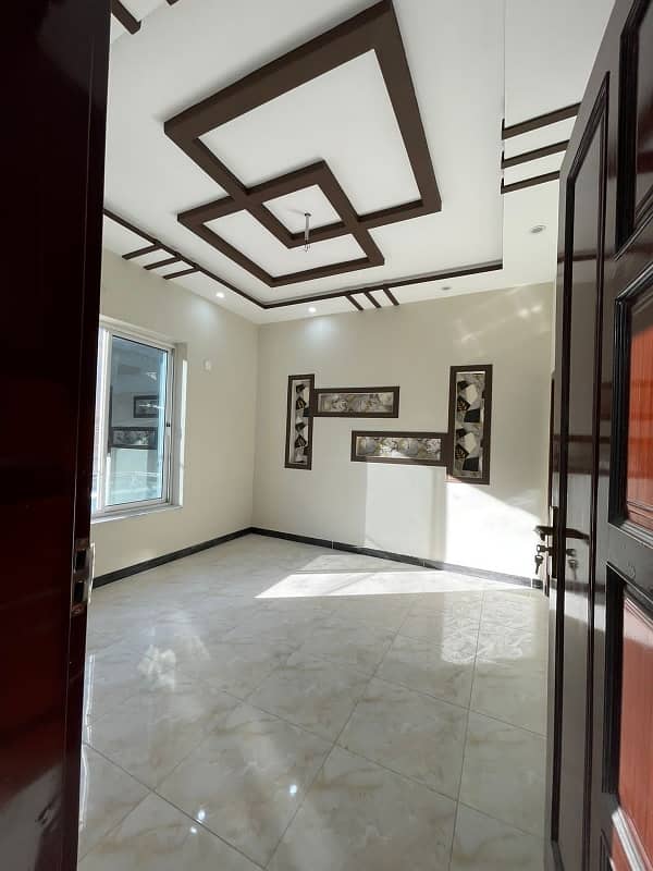 Prime Location 5 Marla Spacious House Available In Sufiyan Garden For Sale 12