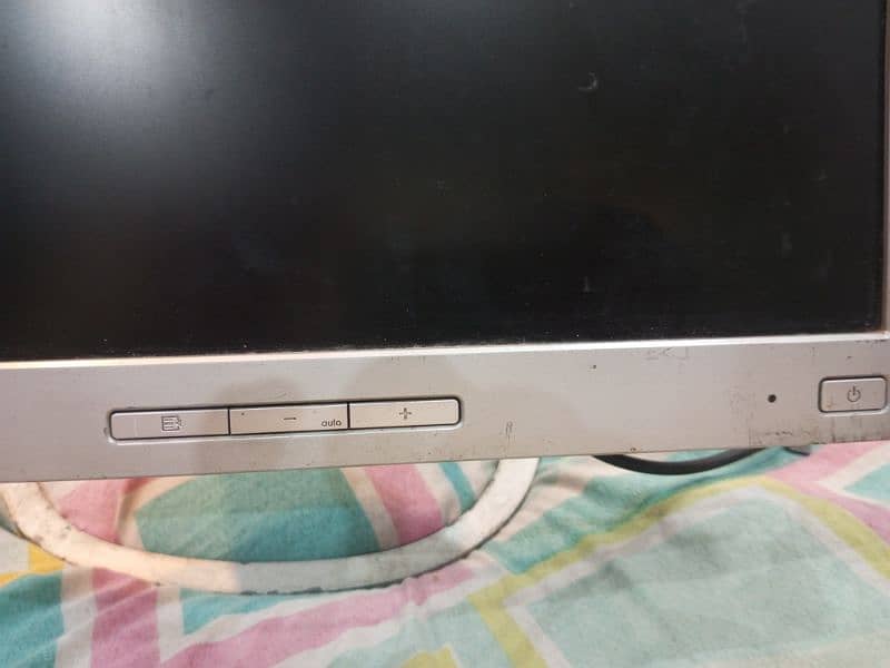 HP MONITOR 17 INCH L1706 4