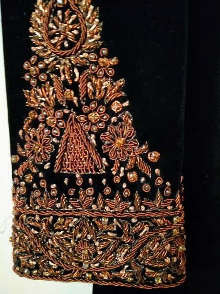 black velvet sherwani with turbun 2