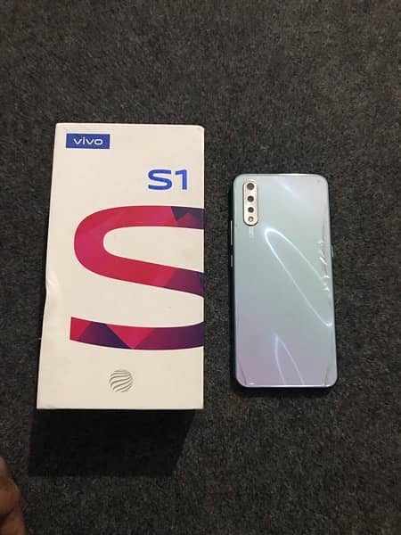 vivo s1 4gb/128gb Condition 10/10 with complete Box 6