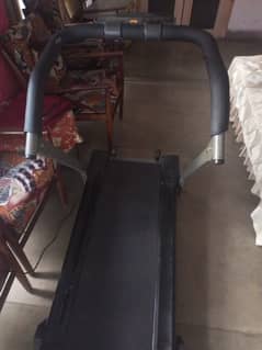 FOLDABLE ELECTRIC TREADMILL 03134261026