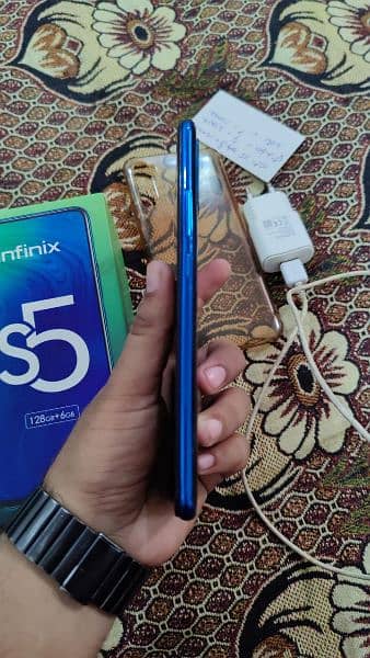 Infinix s5 6/128 with box and charger 1