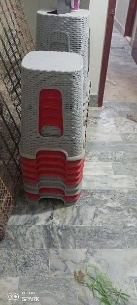 plastic stool 1